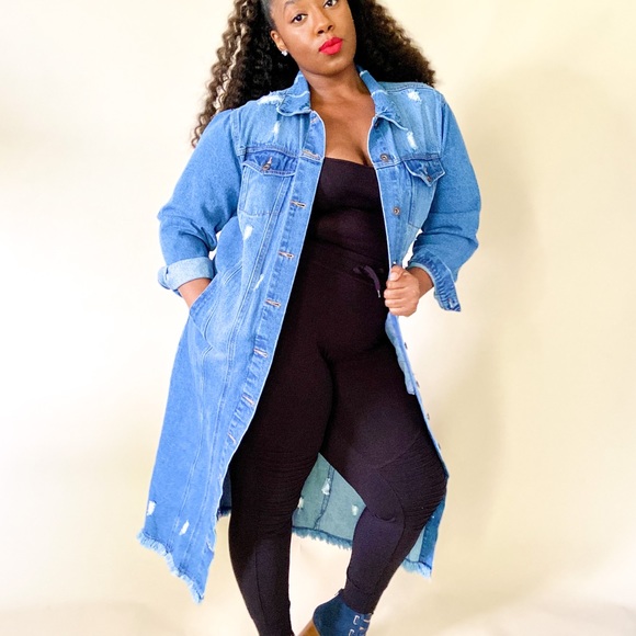 Your everyday wear long denim jacket - Picture 2 of 3